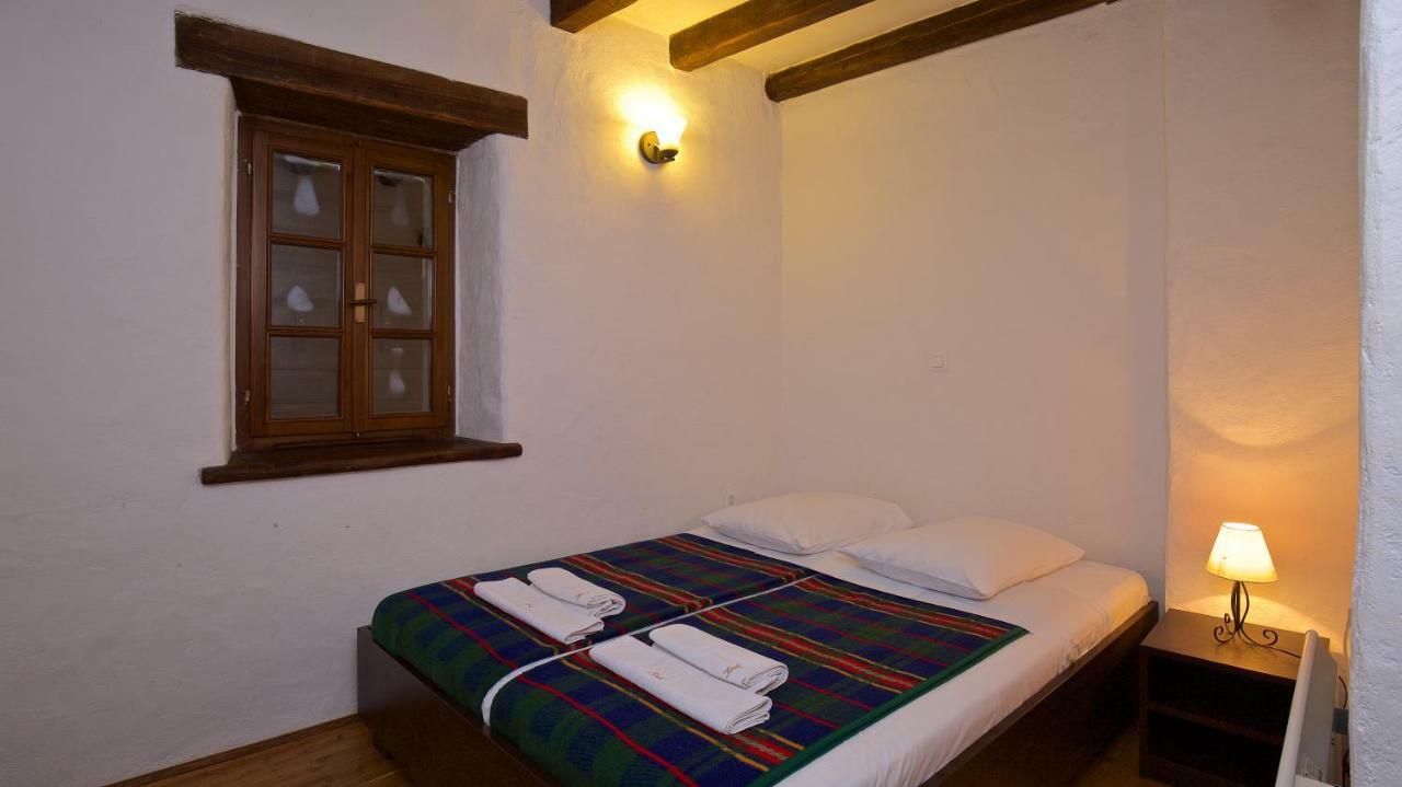 Traditional Stone House Kotli Бузет Екстериор снимка